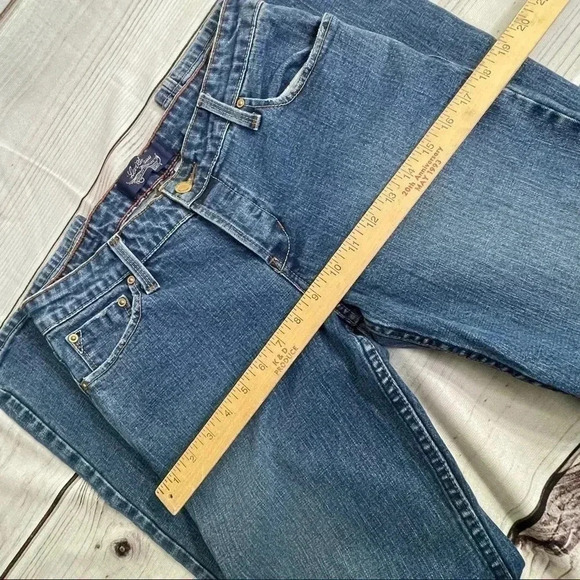 Signature by Levi’s Low Rise Slim Bootcut 7 Jrs - Picture 13 of 16